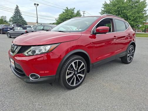 Ruby 2018 Nissan Rogue Sport SL