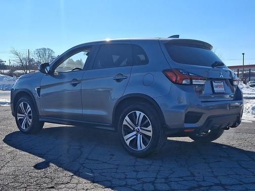 2022 Mitsubishi Outlander Sport SE