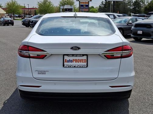 Oxford White 2020 Ford Fusion SE