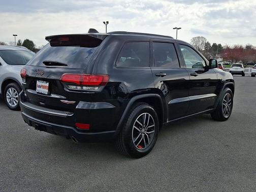 2018 Jeep Grand Cherokee Trailhawk