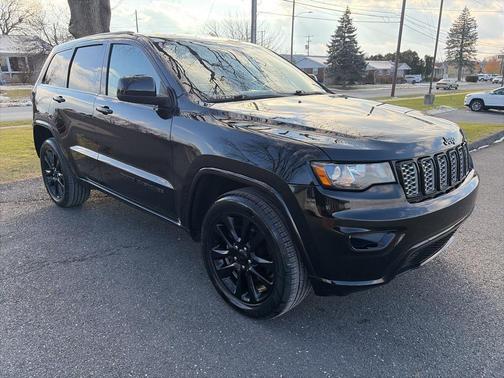 2019 Jeep Grand Cherokee Altitude