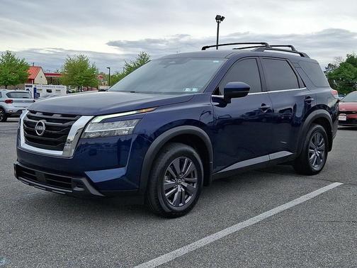 Deep Ocean Blue Pearl - RCJ 2022 Nissan Pathfinder SV 4WD