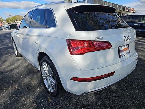 2018 Audi Q5 2.0T Tech Premium