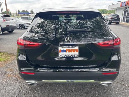 2021 Mercedes-Benz GLA 250 Base 4MATIC