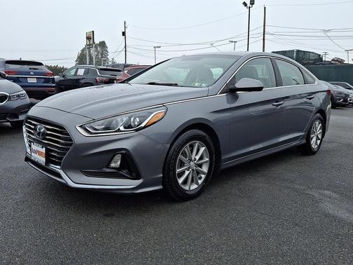 2018 Hyundai SONATA SE