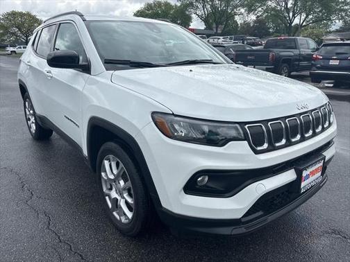 2022 Jeep Compass Latitude Lux
