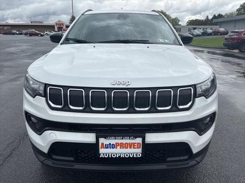 2022 Jeep Compass Latitude Lux