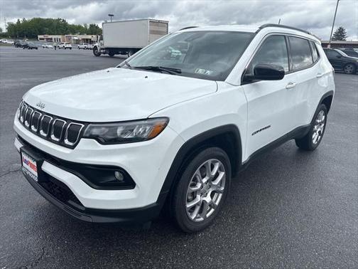 2022 Jeep Compass Latitude Lux