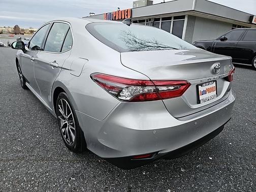 2022 Toyota Camry XLE