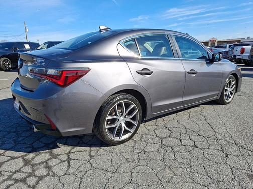 2019 Acura ILX Technology Package