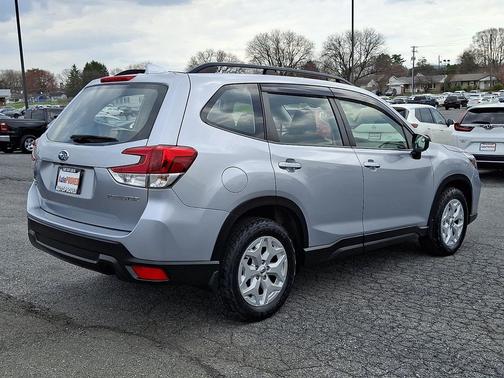 Ice Silver Metallic 2019 Subaru Forester Base