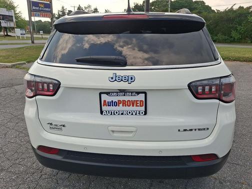 White Clearcoat 2018 Jeep Compass Limited