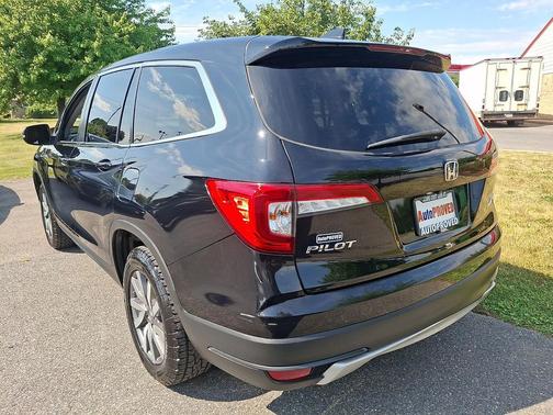 Crystal Black Pearl 2021 Honda Pilot AWD EX-L
