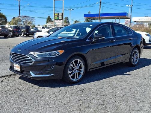 2019 Ford Fusion SEL