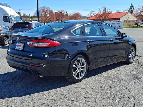 2019 Ford Fusion SEL