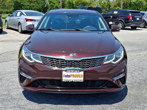 Sangria 2019 Kia Optima LX