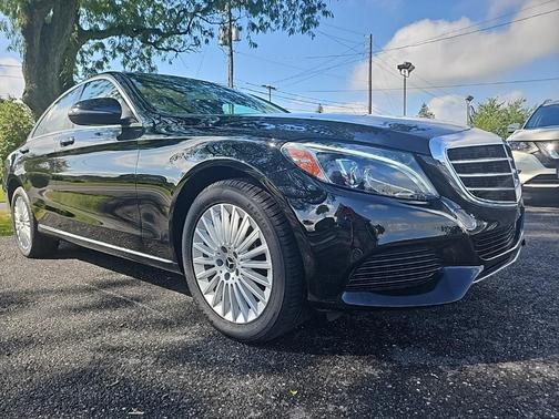 2017 Mercedes-Benz C-Class C 300 4MATIC Luxury