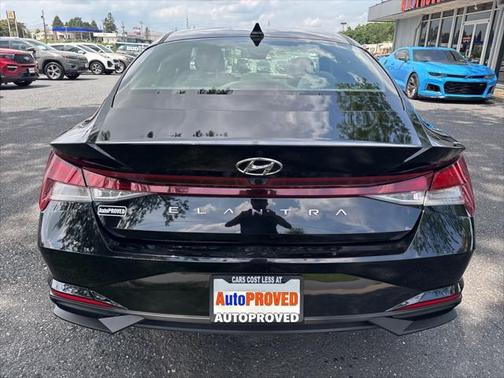 2021 Hyundai ELANTRA SEL