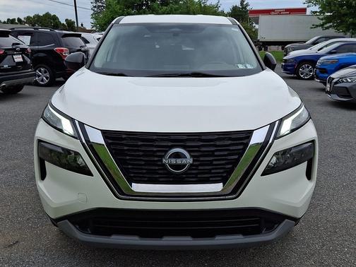 Glacier White 2022 Nissan Rogue S