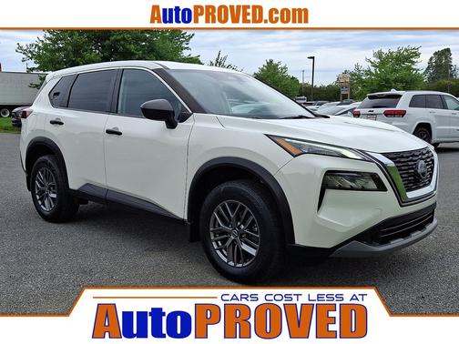Glacier White 2022 Nissan Rogue S