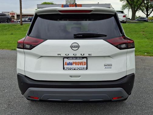 Glacier White 2022 Nissan Rogue S