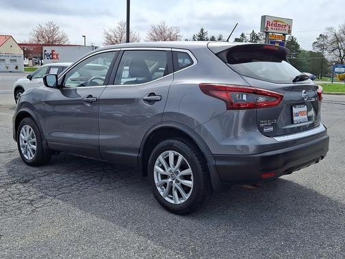 Gun Metallic 2020 Nissan Rogue Sport S