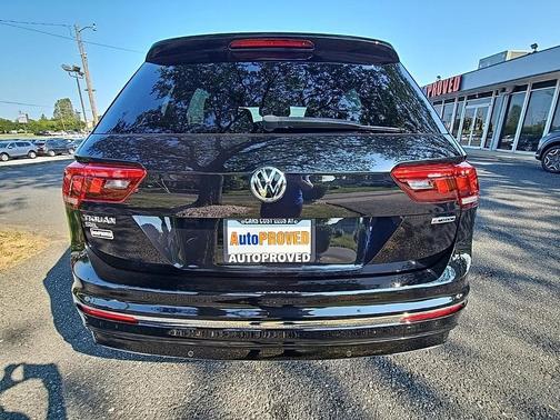 2020 Volkswagen Tiguan 2.0T SEL R-Line 4MOTION
