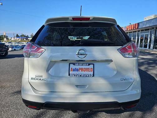 2016 Nissan Rogue SV