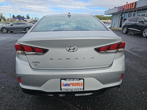 2018 Hyundai SONATA SE