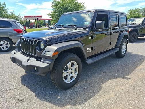 Black Clearcoat 2019 Jeep Wrangler Unlimited Sport