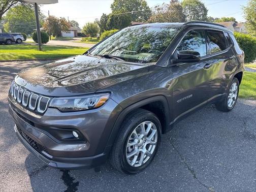 2022 Jeep Compass Latitude Lux