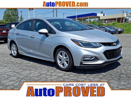 Silver Ice Metallic 2018 Chevrolet Cruze LT