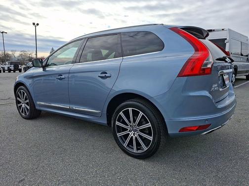 2017 Volvo XC60 T6 Inscription