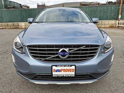 2017 Volvo XC60 T6 Inscription