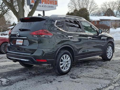 2018 Nissan Rogue SV