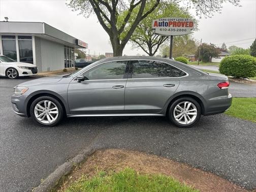 2020 Volkswagen Passat 2.0T SE
