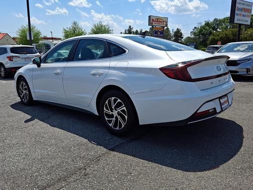 Hyper White 2022 Hyundai SONATA Hybrid Base