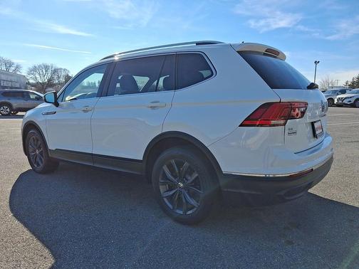 2022 Volkswagen Tiguan 2.0T SE 4MOTION