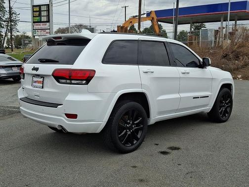 2020 Jeep Grand Cherokee Altitude