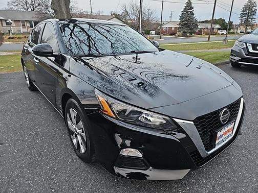 2022 Nissan Altima S FWD