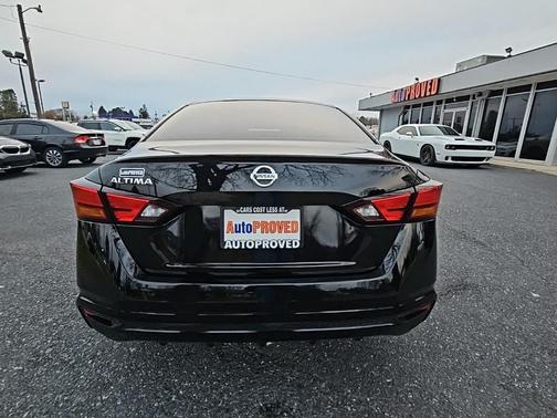 2022 Nissan Altima S FWD