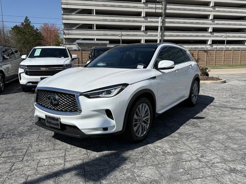 2023 INFINITI QX50 LUXE