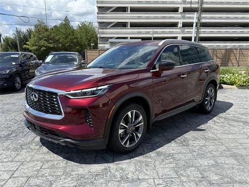 2025 INFINITI QX60 LUXE