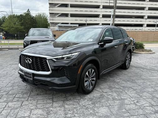 2025 INFINITI QX60 PURE