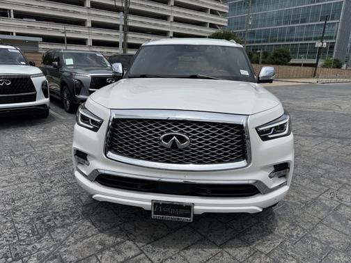 Moonstone White 2022 INFINITI QX80 SENSORY