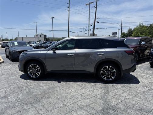 2024 INFINITI QX60 LUXE