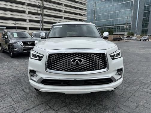 2024 INFINITI QX80 SENSORY
