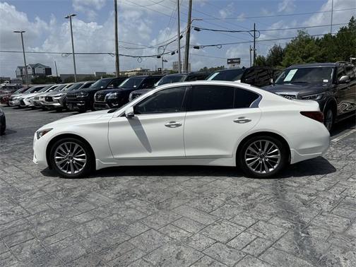2024 INFINITI Q50 LUXE