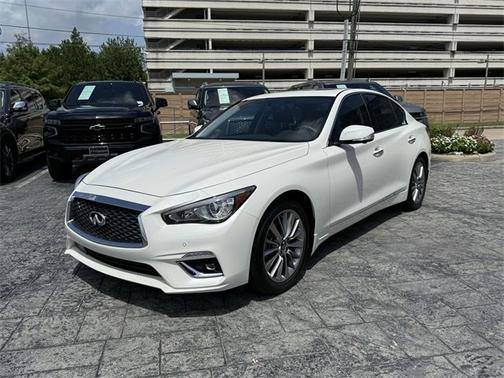 2024 INFINITI Q50 LUXE