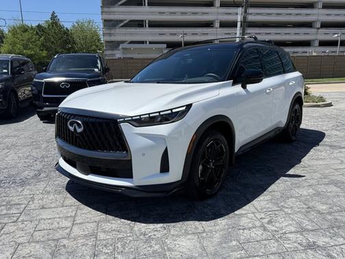 Rad Wht 2026 INFINITI QX60 SPORT